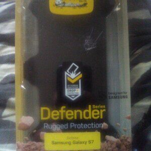 Samsung Galaxy S7 Outter Box: CLIP ONLY
